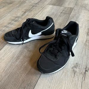 Women’s Nike Venture shoes